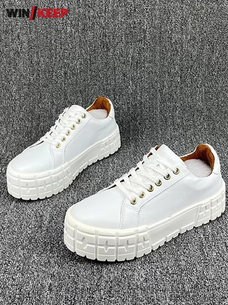 Scarpe da corsa da esterno bas - Outdoor Sport Flooring recensione e prezzo
