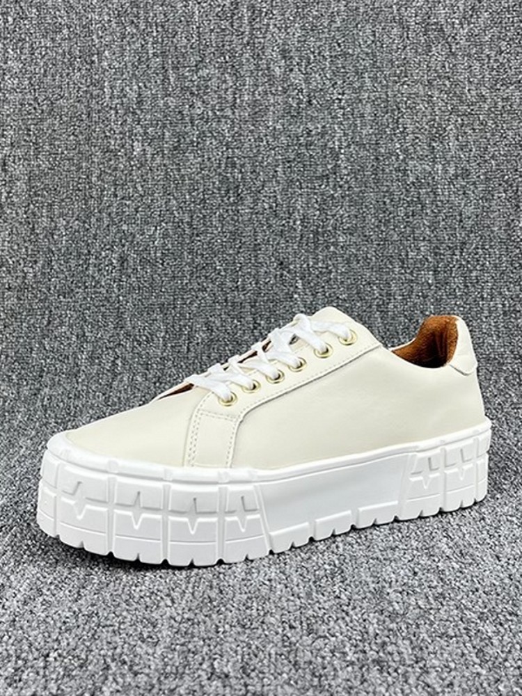 Scarpe da corsa da esterno bas - Outdoor Sport Flooring recensione e prezzo