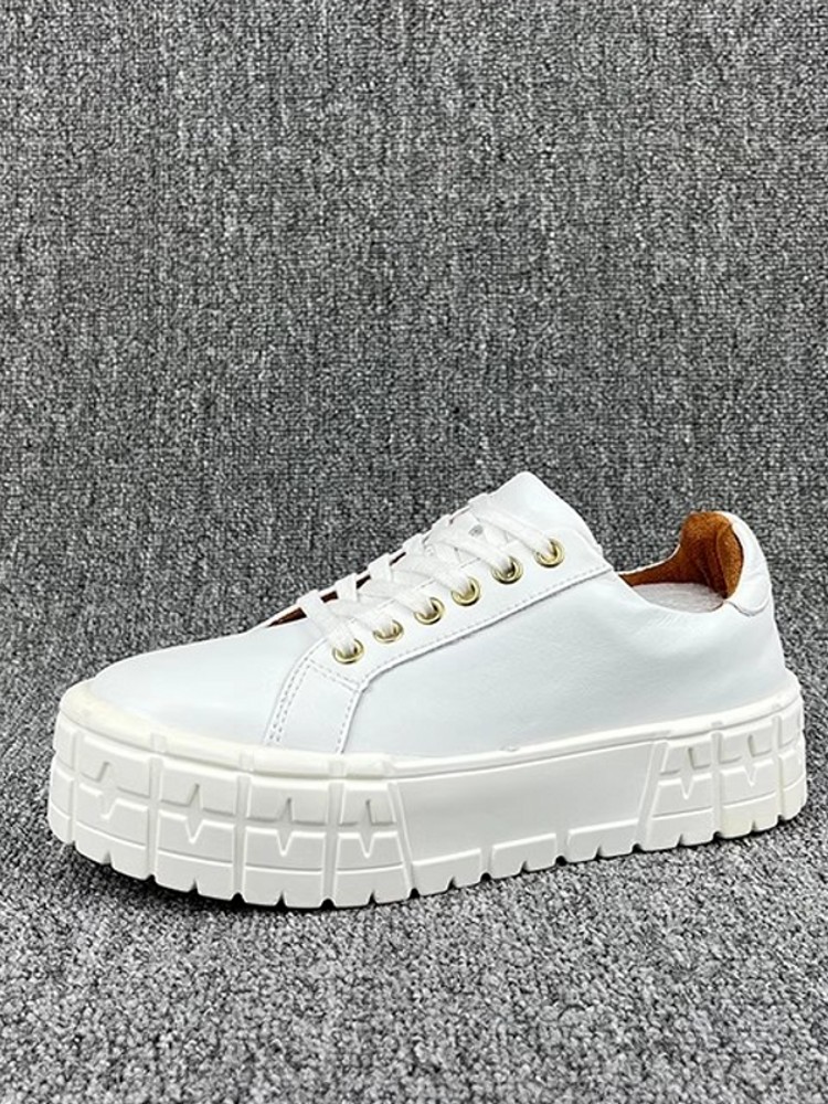 Scarpe da corsa da esterno bas - Outdoor Sport Flooring recensione e prezzo